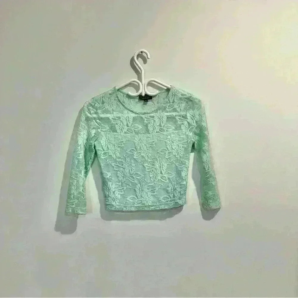 Topshop |  womens xsmall mint green lace 3/4 sleeves crop top sheer in the back